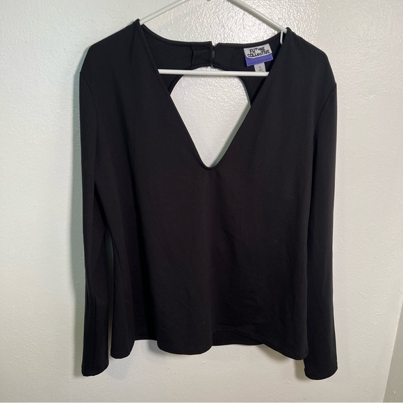 Future Collective V-Neck Long Sleeve Open Back T-Shirt Black XL - Picture 3 of 10